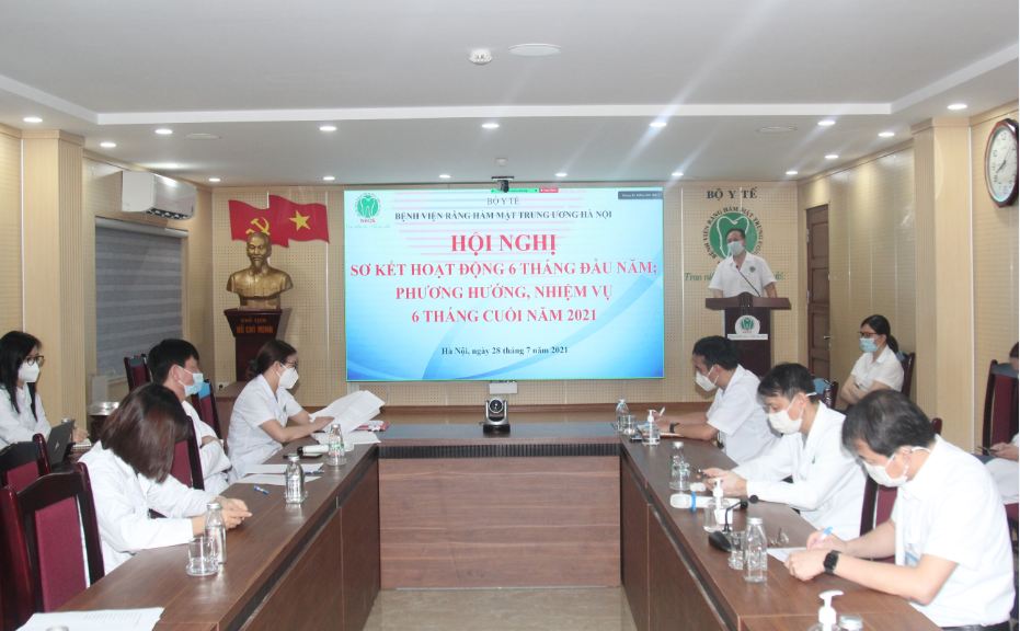 HỘI NGHỊ SƠ KẾT CÔNG TÁC BỆNH VIỆN 6 THÁNG ĐẦU NĂM 2021